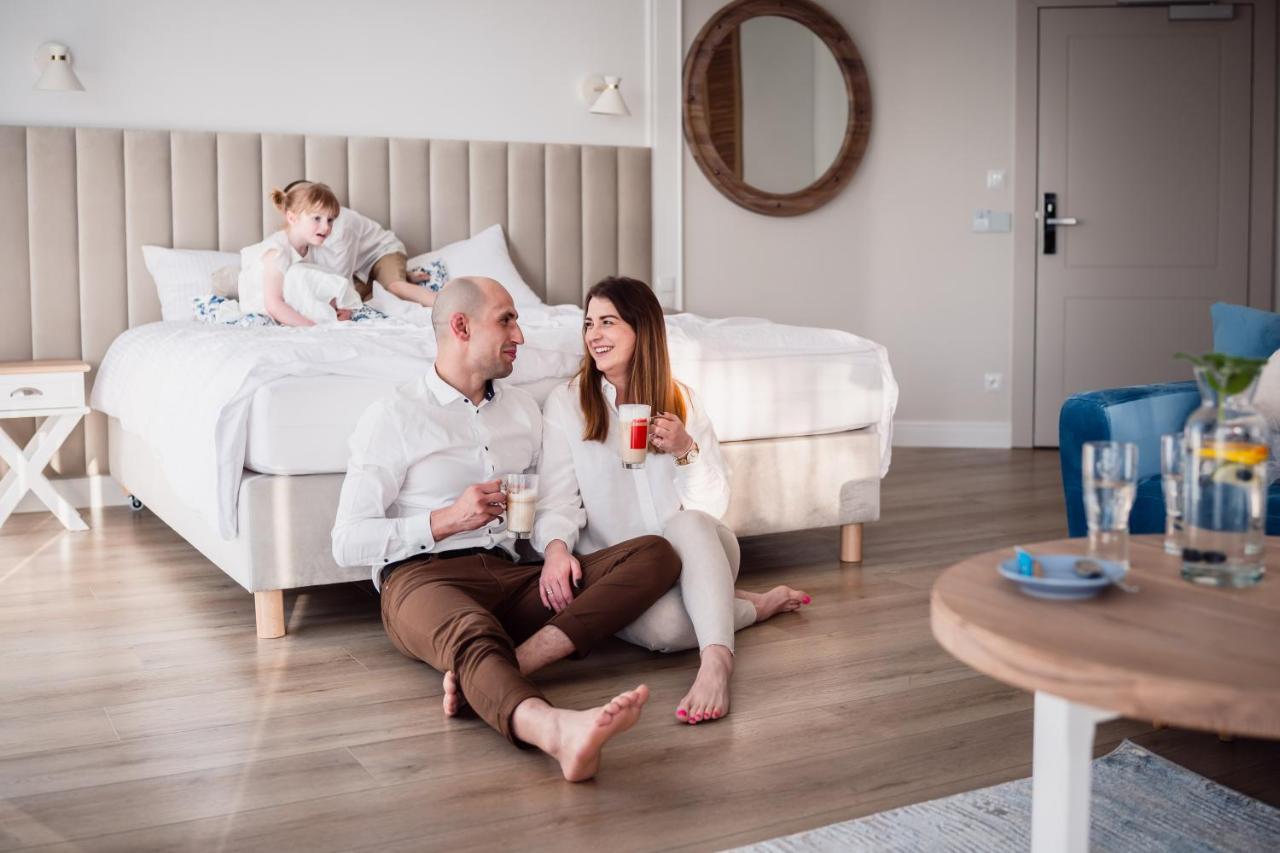Hotel Szerokie Wody Sea & Sand Устка Экстерьер фото